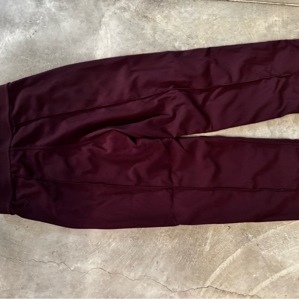 Lululemon Athletica Black Cropped Pants